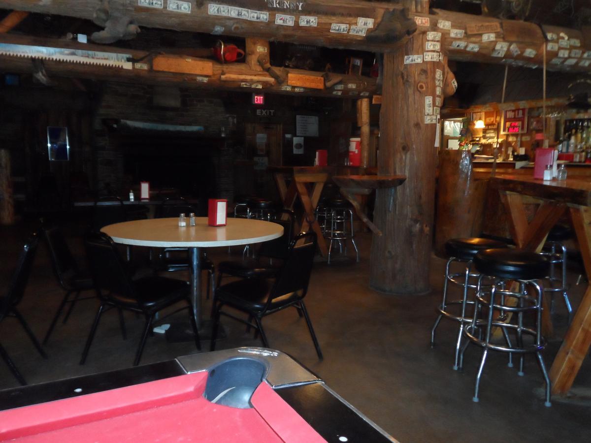 Мотель The Jack Saloon Лоло Экстерьер фото